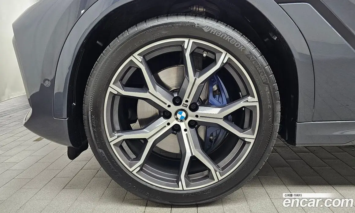 BMW X6 2021 3.0 автомат (гидро), фото 5