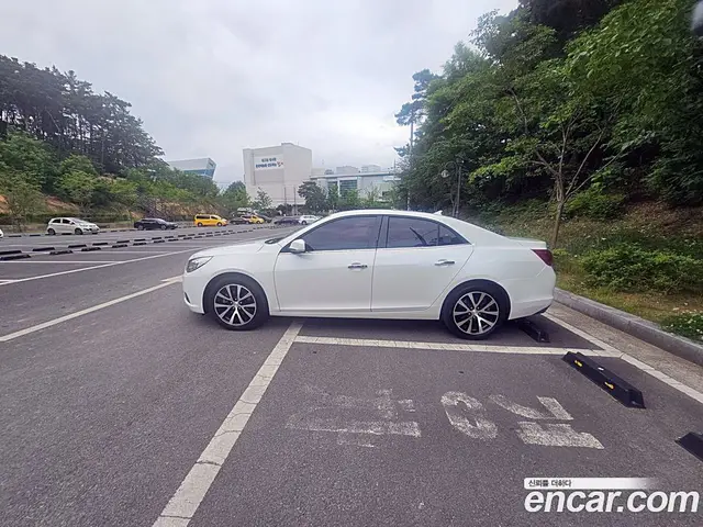 Chevrolet Malibu 2015 2.0 автомат (гидро), миниатюра 2