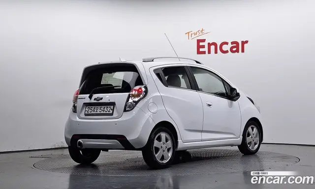 Chevrolet Spark 2011 1.0 автомат (гидро), миниатюра 2 Chevrolet Spark 2011 1.0 автомат (гидро), миниатюра 2