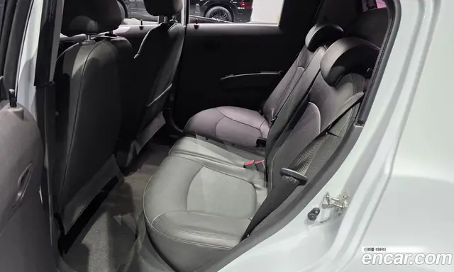 Chevrolet Spark 2015 1.0 автомат (гидро), миниатюра 11