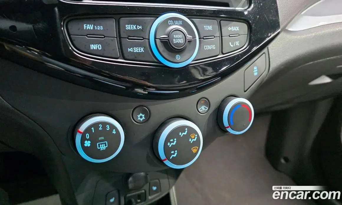 Chevrolet Spark 2015 1.0 автомат (гидро), фото 16