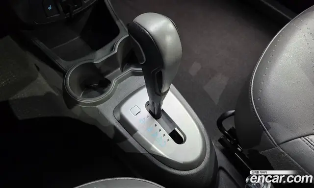 Chevrolet Spark 2015 1.0 автомат (гидро), миниатюра 9