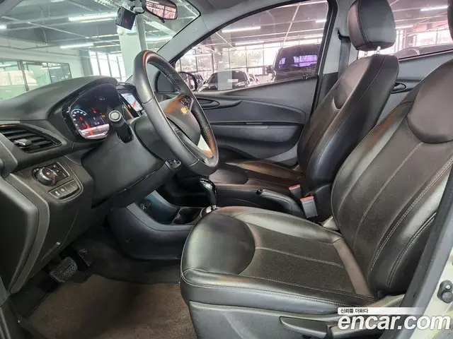 Chevrolet Spark 2016 1.0 автомат (гидро), миниатюра 11