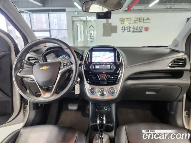 Chevrolet Spark 2016 1.0 автомат (гидро), миниатюра 10