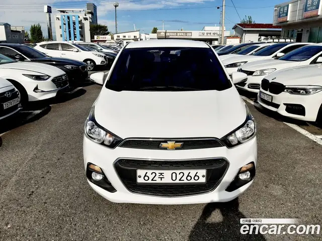 Chevrolet Spark 2016 1.0 автомат (гидро), миниатюра 2
