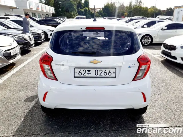 Chevrolet Spark 2016 1.0 автомат (гидро), миниатюра 5