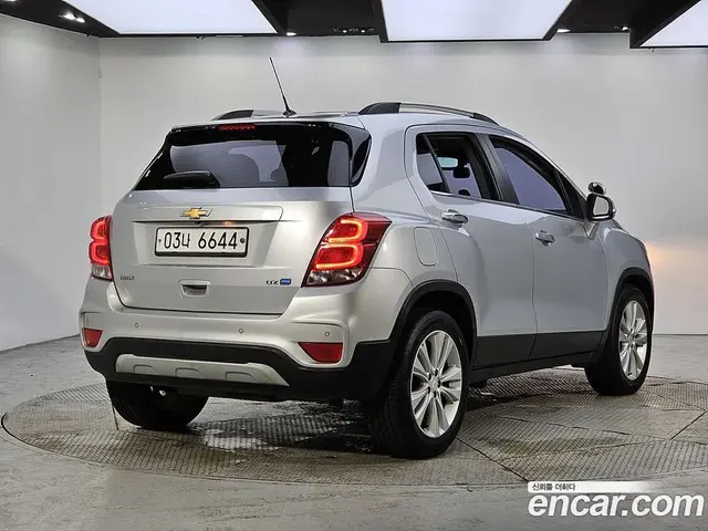Chevrolet Trax 2017 1.6 автомат (гидро), миниатюра 4