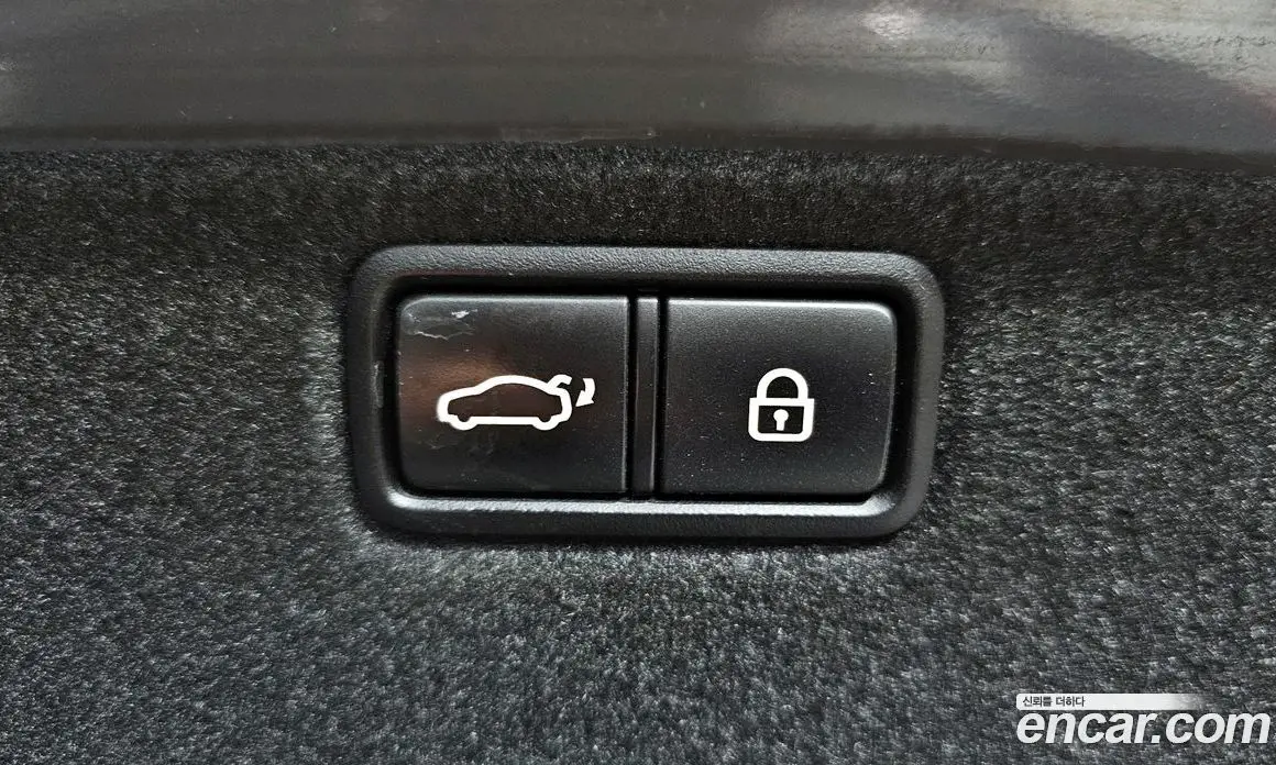 Genesis G80 2017 3.3 автомат (гидро), фото 17 Genesis G80 2017 3.3 автомат (гидро), фото 17