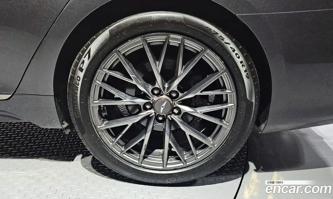 Genesis G80 2017 3.3 автомат (гидро), фото 5 Genesis G80 2017 3.3 автомат (гидро), фото 5