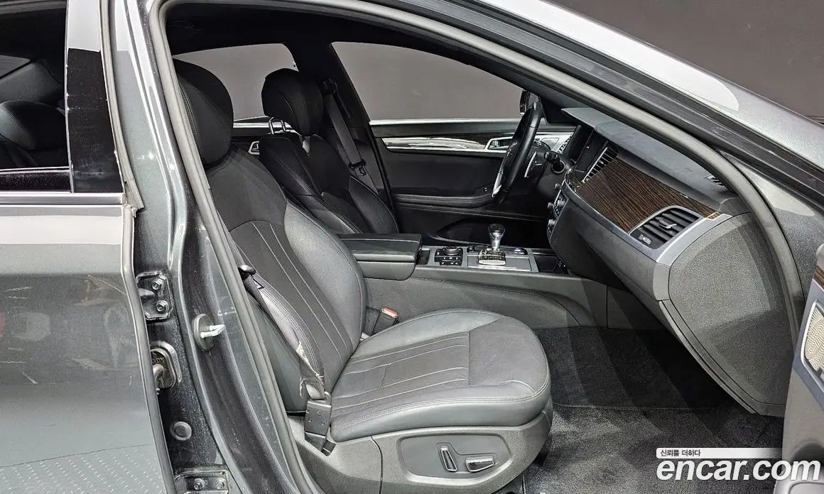Genesis G80 2017 3.3 автомат (гидро), фото 10 Genesis G80 2017 3.3 автомат (гидро), фото 10