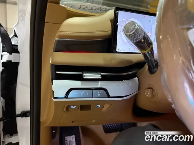 Genesis G80 2025 2.5 автомат (гидро), миниатюра 11