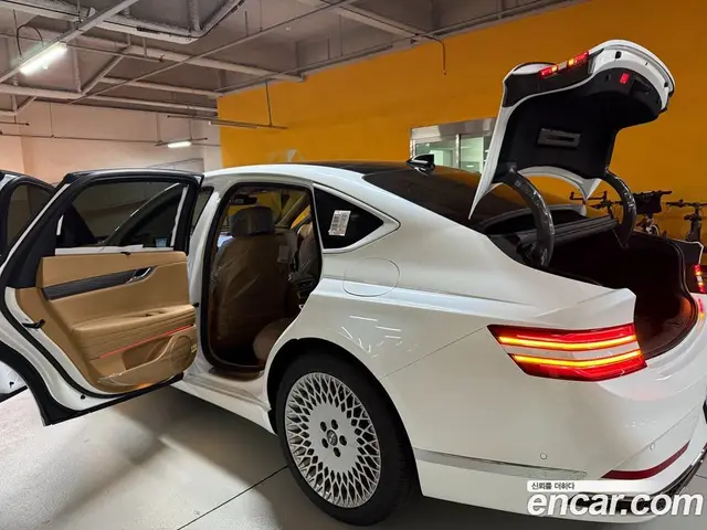 Genesis G80 2025 2.5 автомат (гидро), миниатюра 4