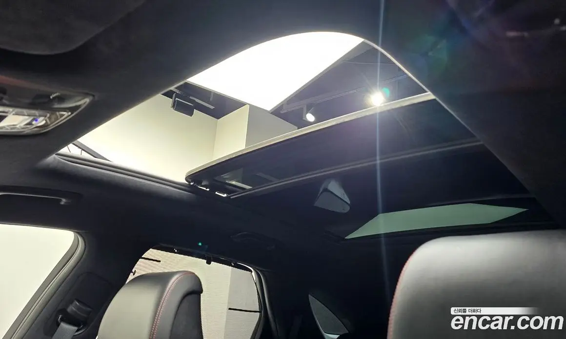 Genesis GV70 2021 2.5 автомат (гидро), фото 18 Genesis GV70 2021 2.5 автомат (гидро), фото 18