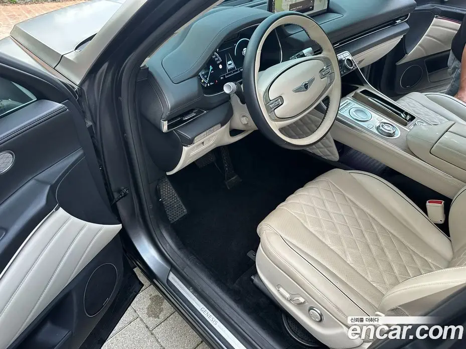 Genesis GV80 2022 2.5 автомат (гидро), фото 12 Genesis GV80 2022 2.5 автомат (гидро), фото 12