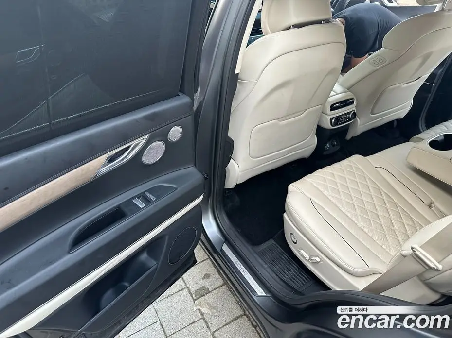 Genesis GV80 2022 2.5 автомат (гидро), фото 13 Genesis GV80 2022 2.5 автомат (гидро), фото 13