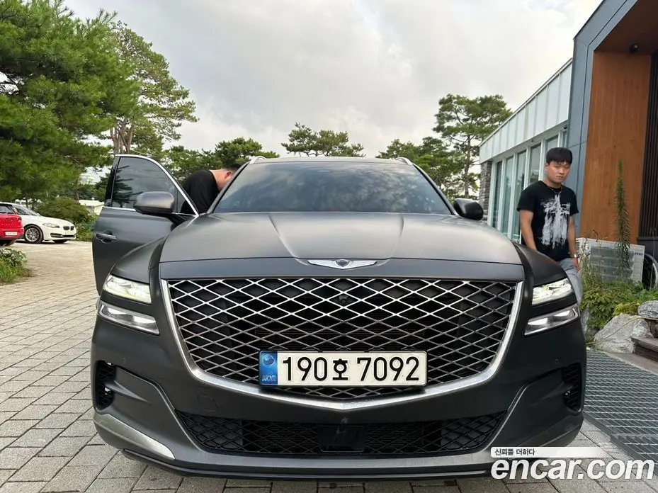 Genesis GV80 2022 2.5 автомат (гидро), фото 3 Genesis GV80 2022 2.5 автомат (гидро), фото 3