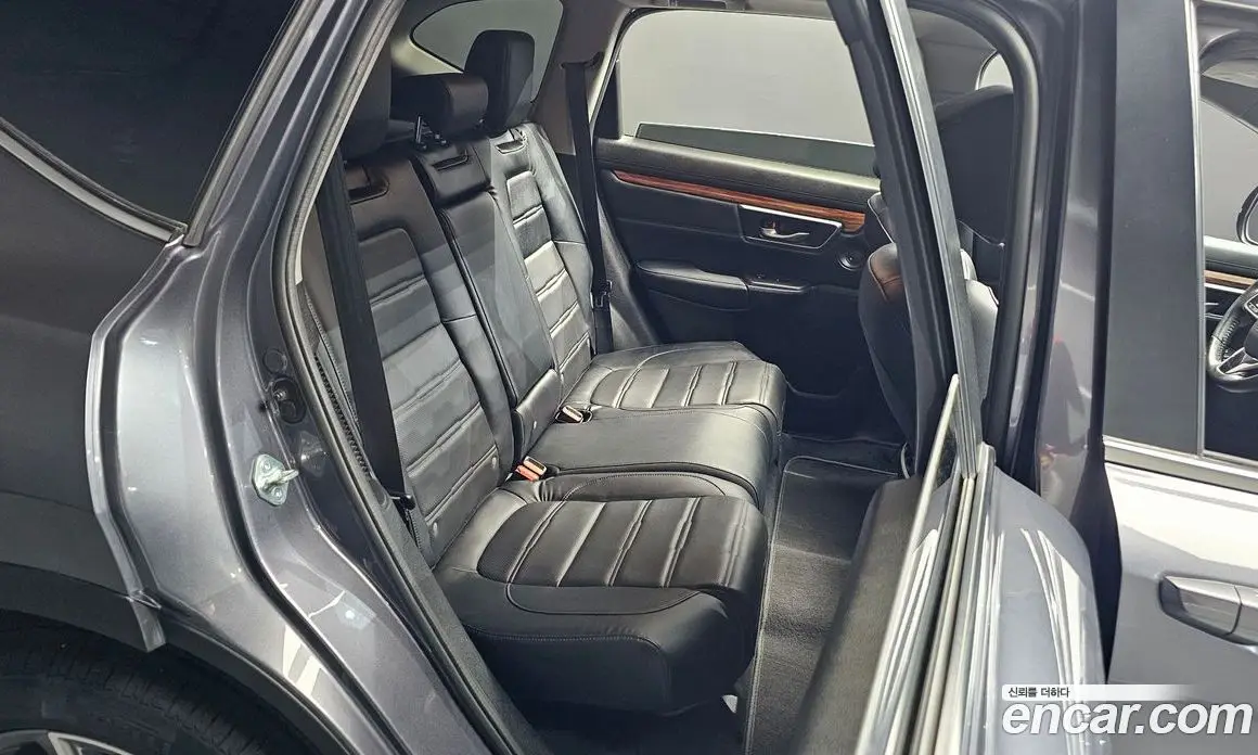 Honda CR-V 2022 2.0 автомат (гидро), фото 11 Honda CR-V 2022 2.0 автомат (гидро), фото 11