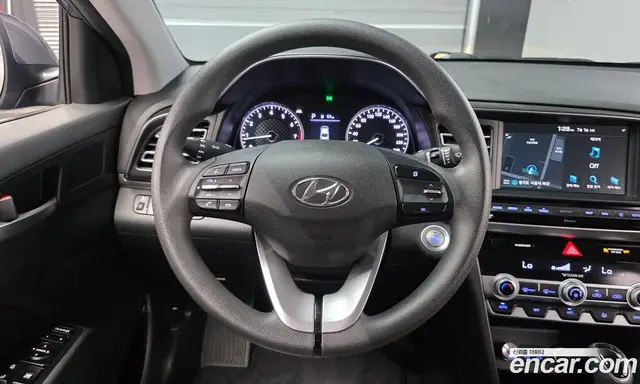 Hyundai Avante 2019 1.6 автомат (гидро), миниатюра 12