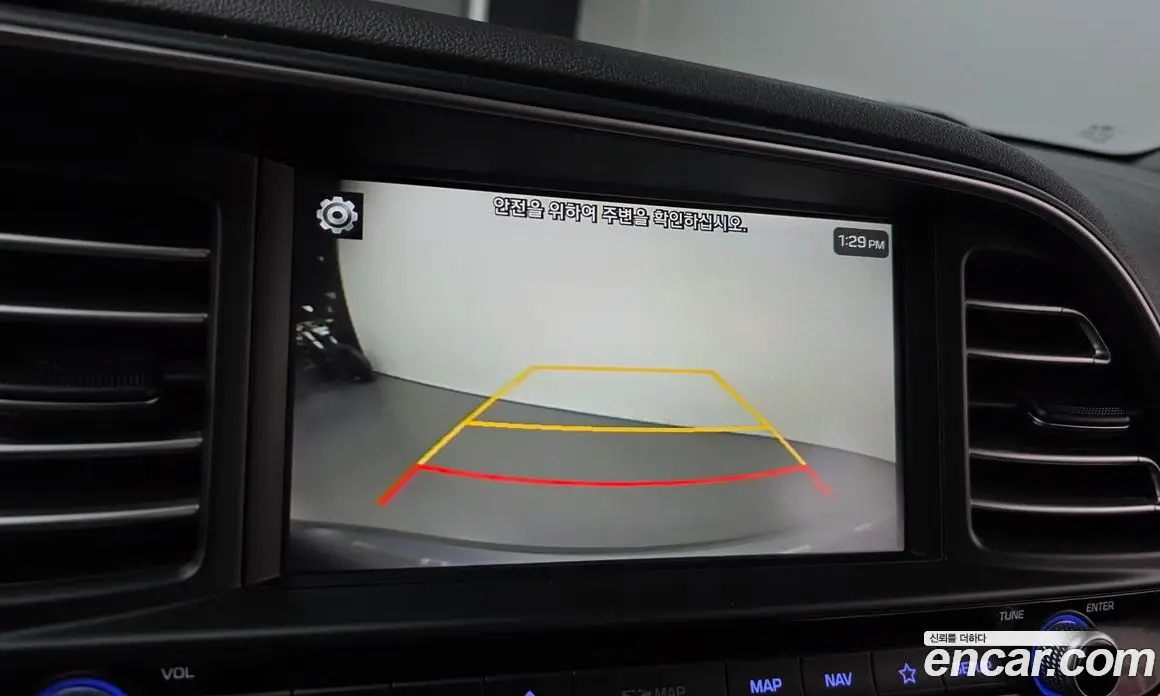 Hyundai Avante 2019 1.6 автомат (гидро), фото 17