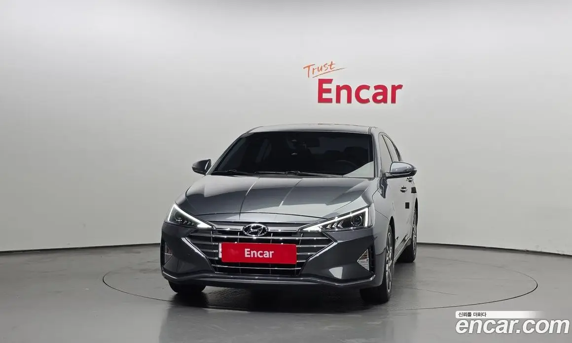 Hyundai Avante 2019 1.6 автомат (гидро), фото 3