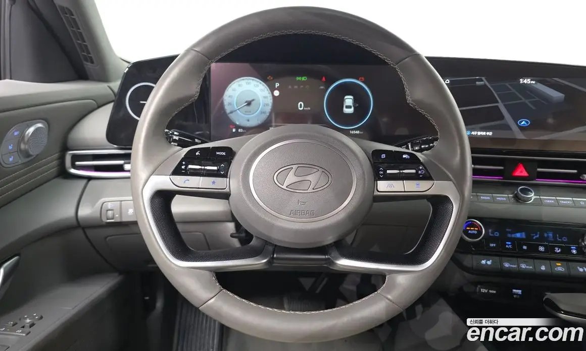 Hyundai Avante 2023 1.6 автомат (гидро), фото 13