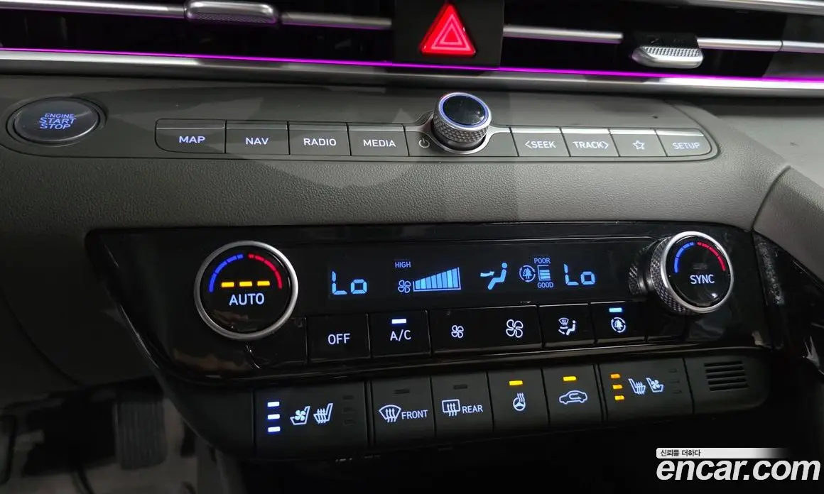 Hyundai Avante 2023 1.6 автомат (гидро), фото 16
