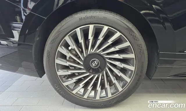 Hyundai Grandeur 2024 3.5 автомат (гидро), миниатюра 5