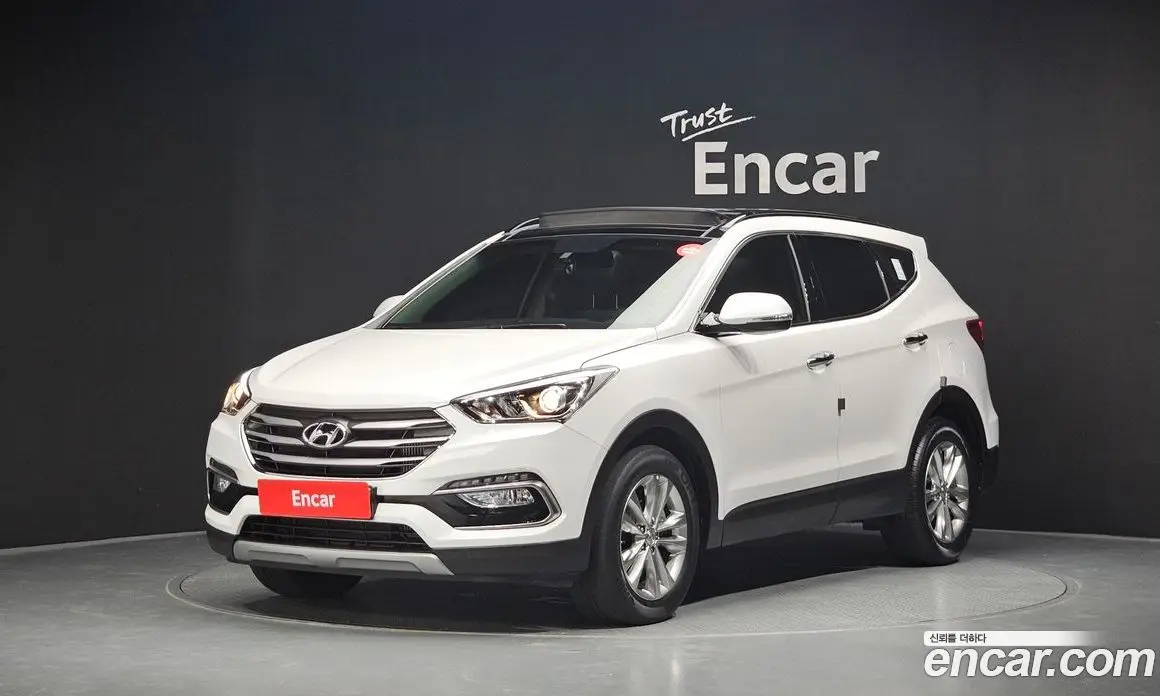 Hyundai Santa Fe 2015 2.0 автомат (гидро), фото 1 Hyundai Santa Fe 2015 2.0 автомат (гидро), фото 1