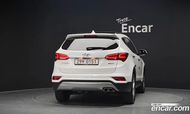 Hyundai Santa Fe 2015 2.0 автомат (гидро), миниатюра 4 Hyundai Santa Fe 2015 2.0 автомат (гидро), миниатюра 4