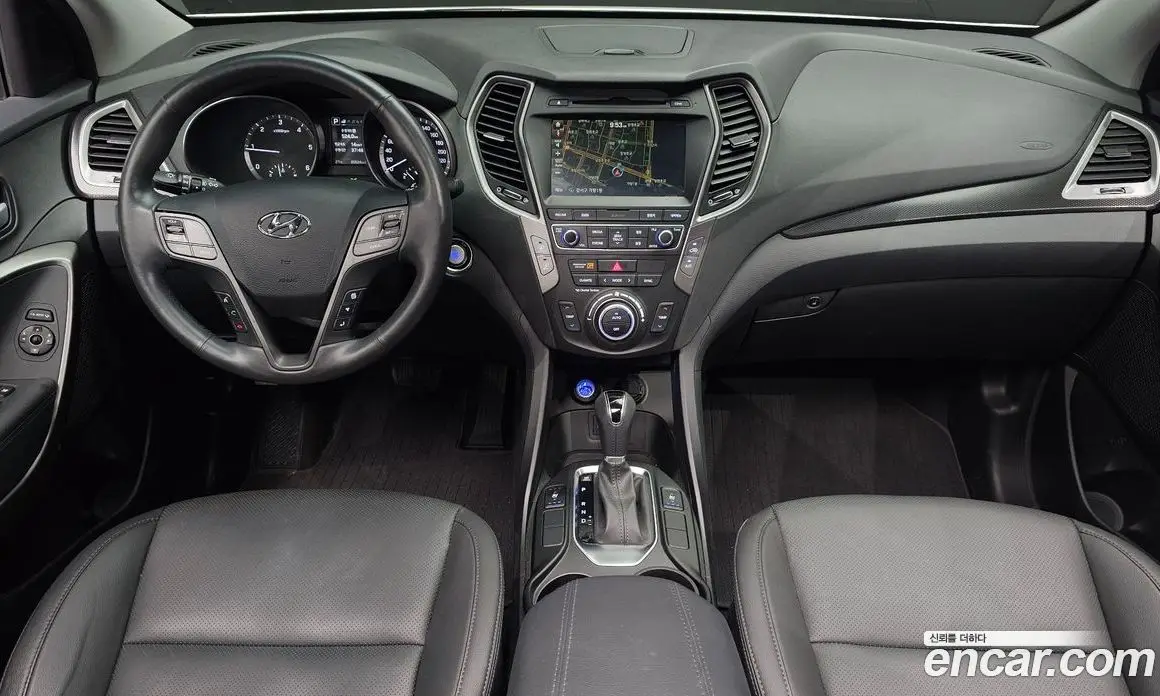 Hyundai Santa Fe 2015 2.0 автомат (гидро), фото 7 Hyundai Santa Fe 2015 2.0 автомат (гидро), фото 7