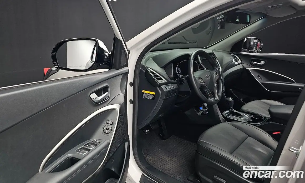 Hyundai Santa Fe 2015 2.0 автомат (гидро), фото 10 Hyundai Santa Fe 2015 2.0 автомат (гидро), фото 10