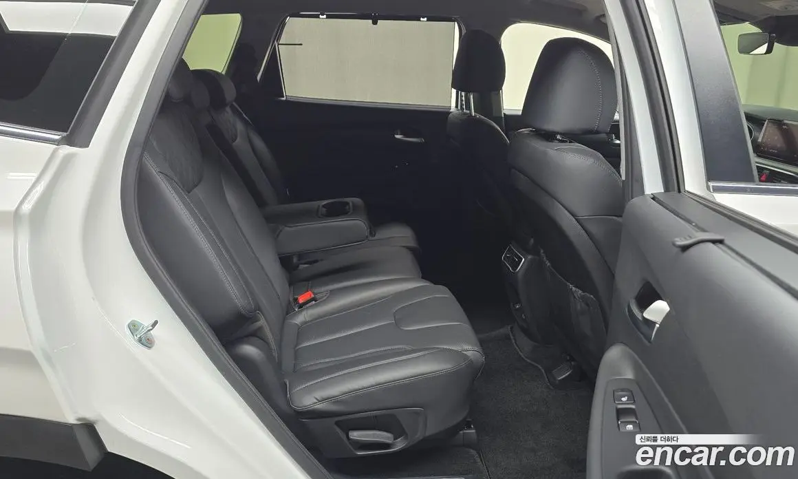 Hyundai Santa Fe 2022 1.6 автомат (гидро), фото 12 Hyundai Santa Fe 2022 1.6 автомат (гидро), фото 12