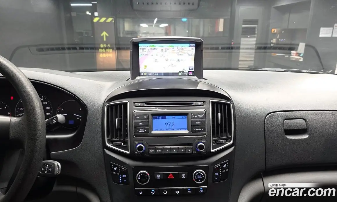 Hyundai Starex 2018 2.5 механика, фото 14