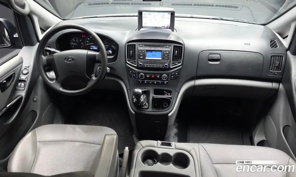 Hyundai Starex 2018 2.5 механика, фото 7