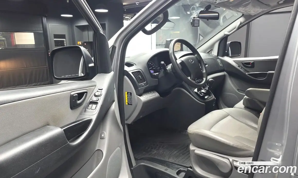 Hyundai Starex 2018 2.5 механика, фото 10