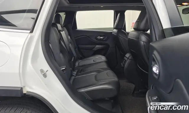 Jeep Cherokee 2020 2.4 автомат (гидро), миниатюра 12