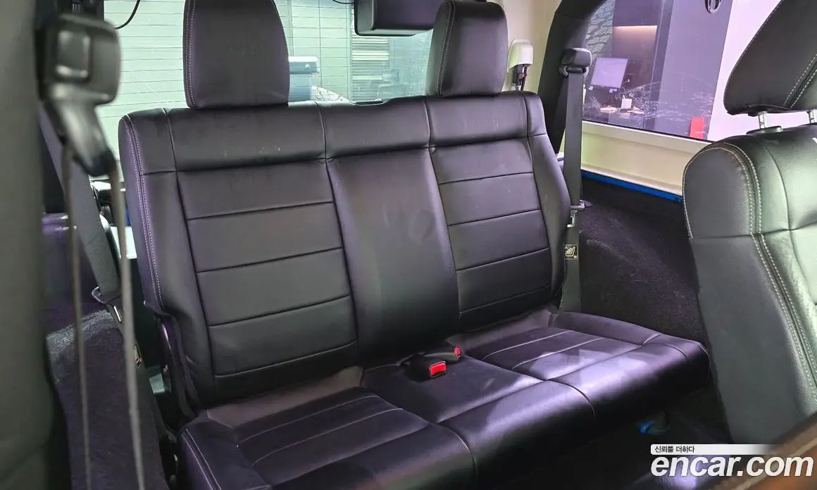 Jeep Wrangler 2011 2.8 автомат (гидро), фото 11 Jeep Wrangler 2011 2.8 автомат (гидро), фото 11
