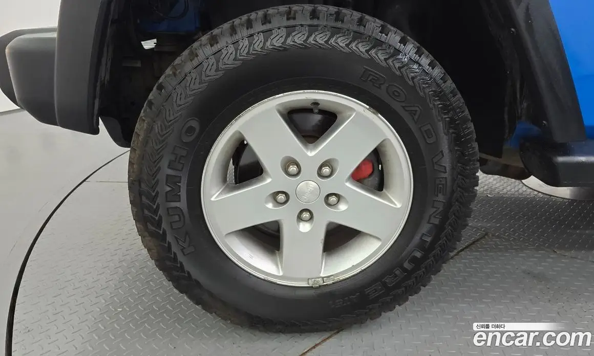 Jeep Wrangler 2011 2.8 автомат (гидро), фото 5 Jeep Wrangler 2011 2.8 автомат (гидро), фото 5