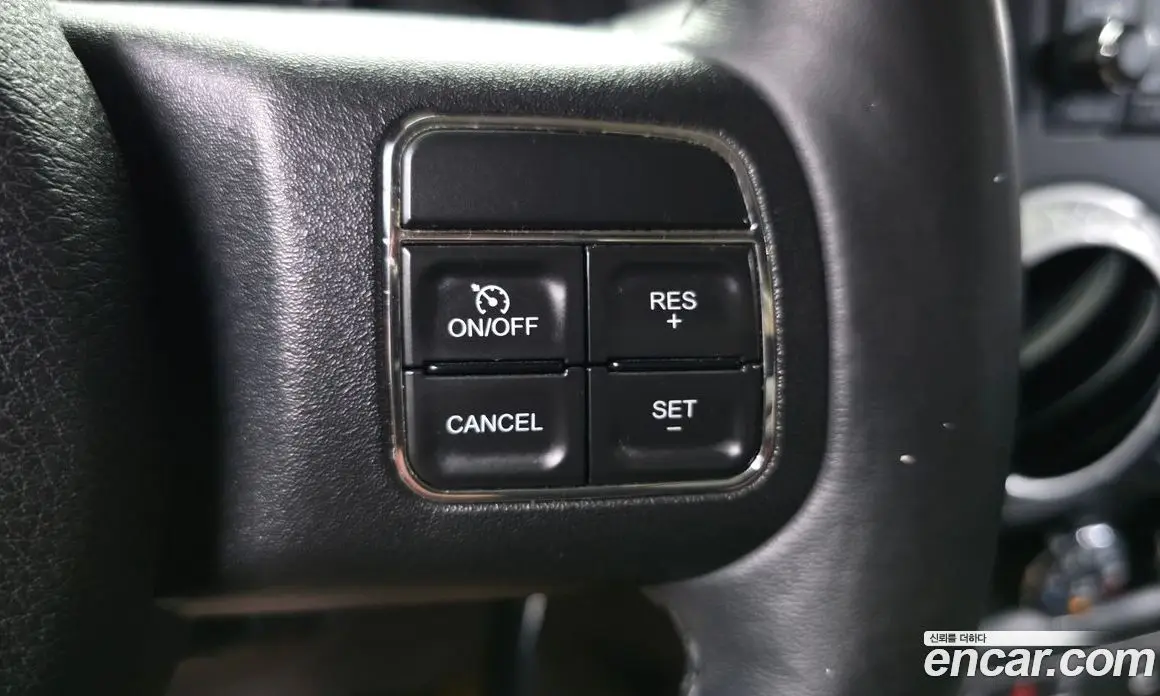 Jeep Wrangler 2014 2.8 автомат (гидро), фото 17 Jeep Wrangler 2014 2.8 автомат (гидро), фото 17