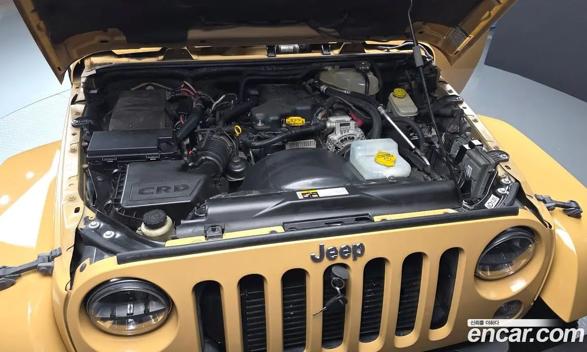 Jeep Wrangler 2014 2.8 автомат (гидро), фото 6 Jeep Wrangler 2014 2.8 автомат (гидро), фото 6