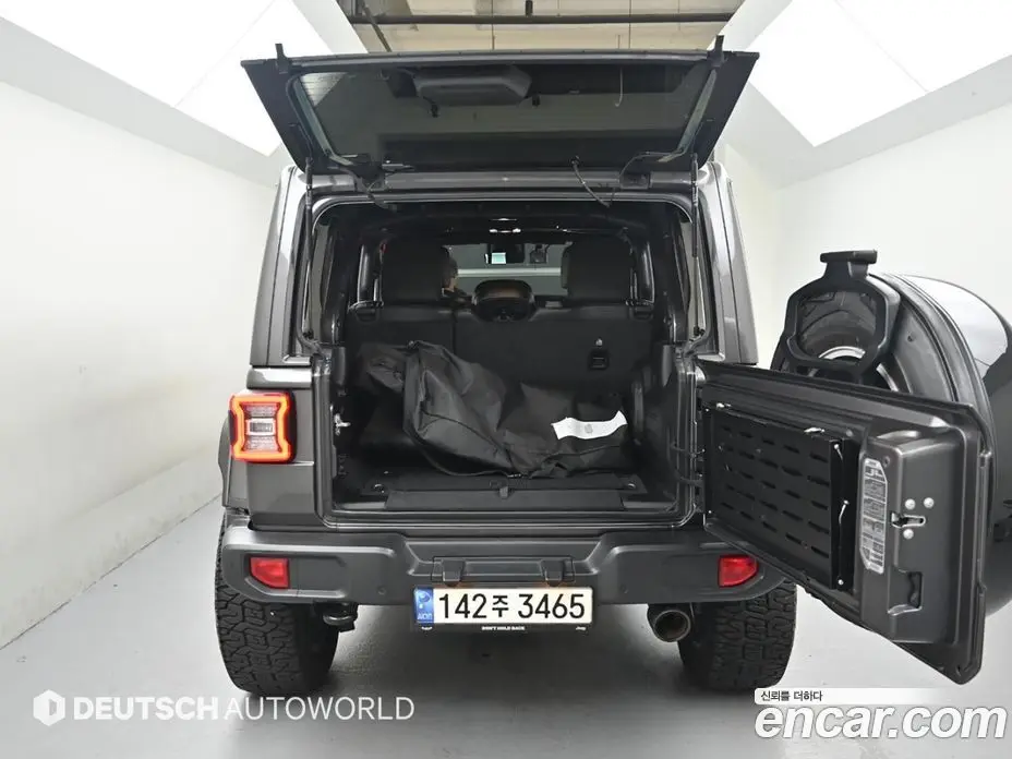Jeep Wrangler 2021 2.0 автомат (гидро), фото 20 Jeep Wrangler 2021 2.0 автомат (гидро), фото 20