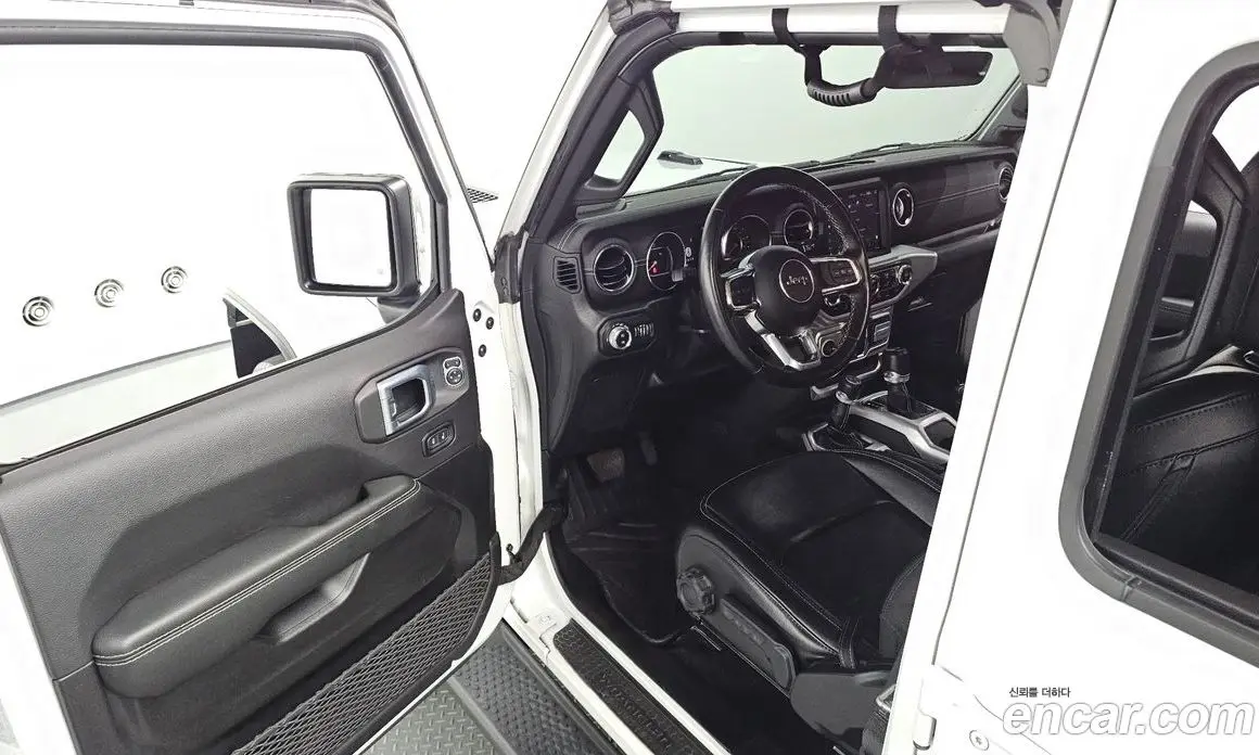 Jeep Wrangler 2021 2.0 автомат (гидро), фото 11 Jeep Wrangler 2021 2.0 автомат (гидро), фото 11