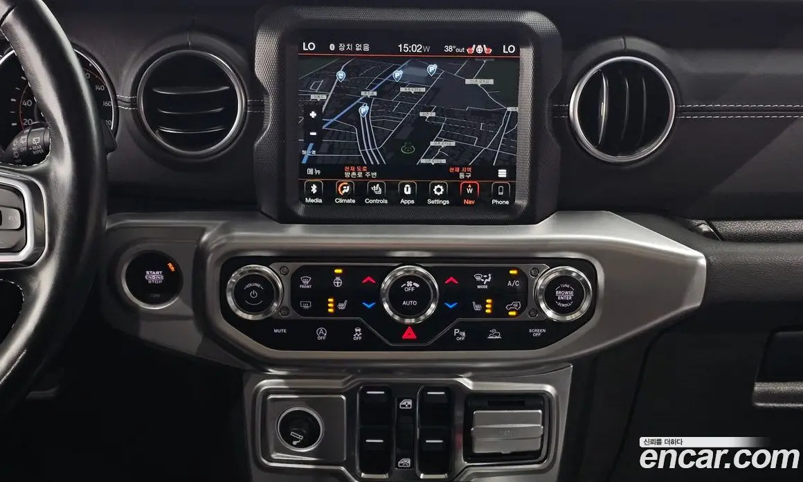 Jeep Wrangler 2021 2.0 автомат (гидро), фото 15 Jeep Wrangler 2021 2.0 автомат (гидро), фото 15