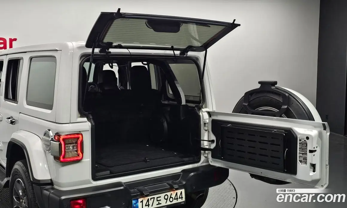 Jeep Wrangler 2021 2.0 автомат (гидро), фото 20 Jeep Wrangler 2021 2.0 автомат (гидро), фото 20