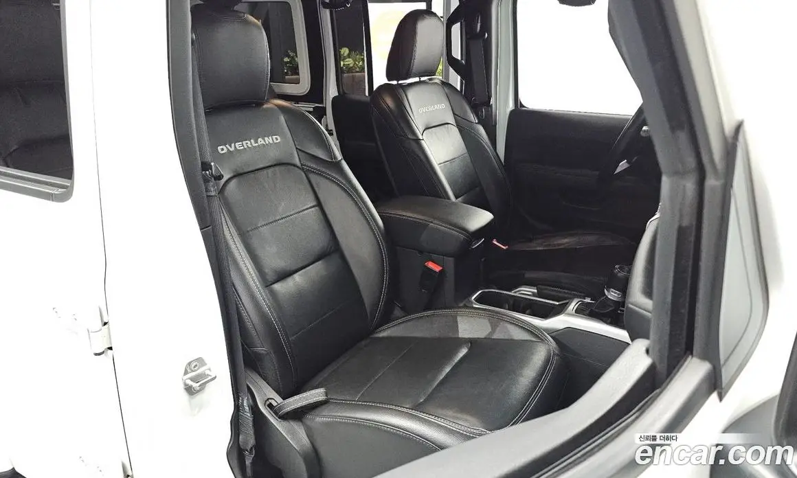 Jeep Wrangler 2021 2.0 автомат (гидро), фото 10 Jeep Wrangler 2021 2.0 автомат (гидро), фото 10