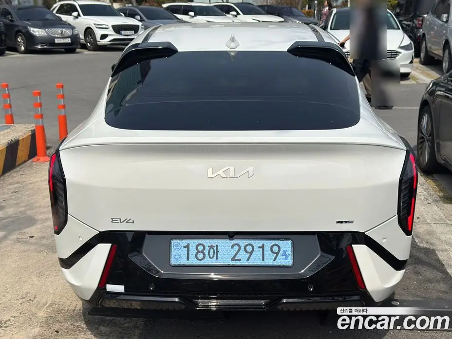 Kia EV4 2026 автомат (гидро), фото 4 Kia EV4 2026 автомат (гидро), фото 4
