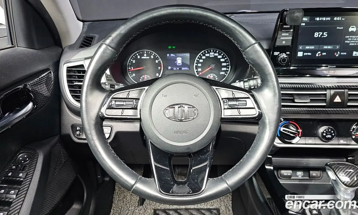 Kia Seltos 2019 1.6 автомат (гидро), фото 14