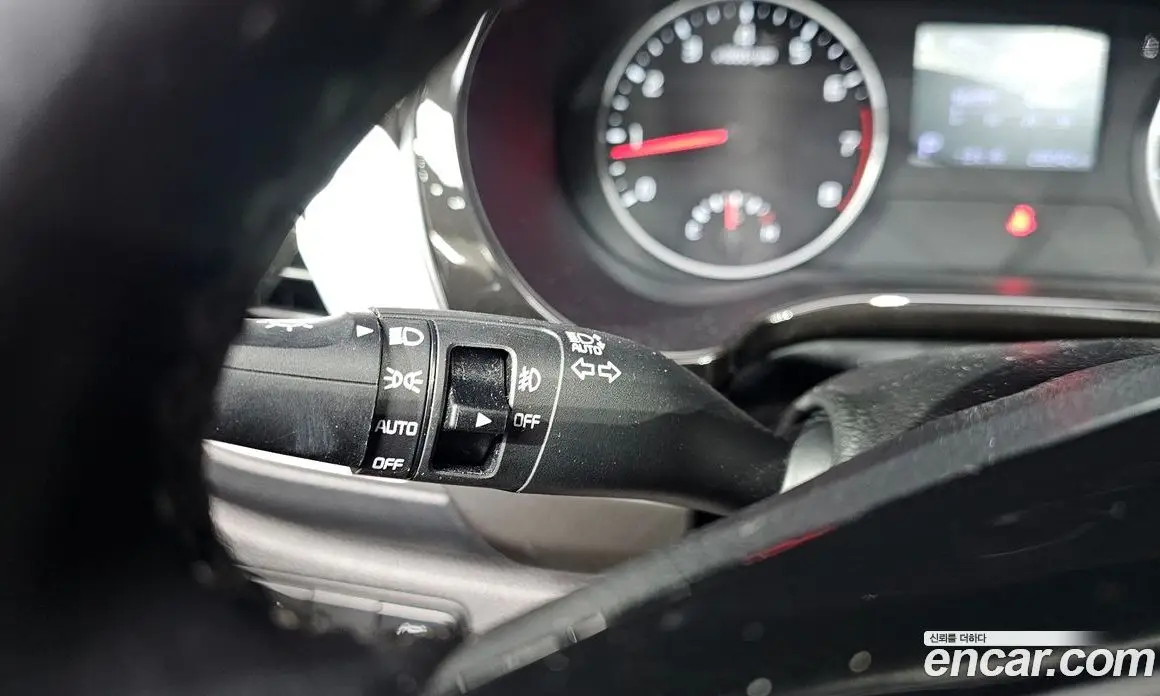 Kia Seltos 2019 1.6 автомат (гидро), фото 18