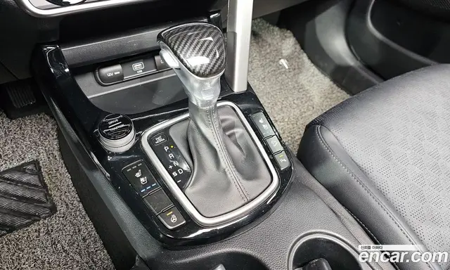 Kia Seltos 2019 1.6 автомат (гидро), миниатюра 9