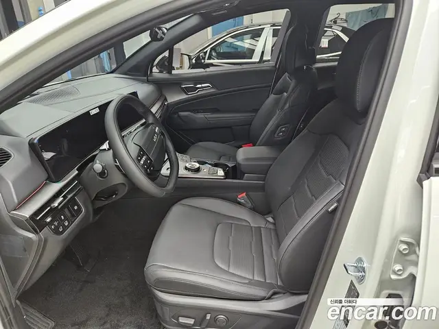 Kia Sportage 2025 1.6 автомат (гидро), миниатюра 3